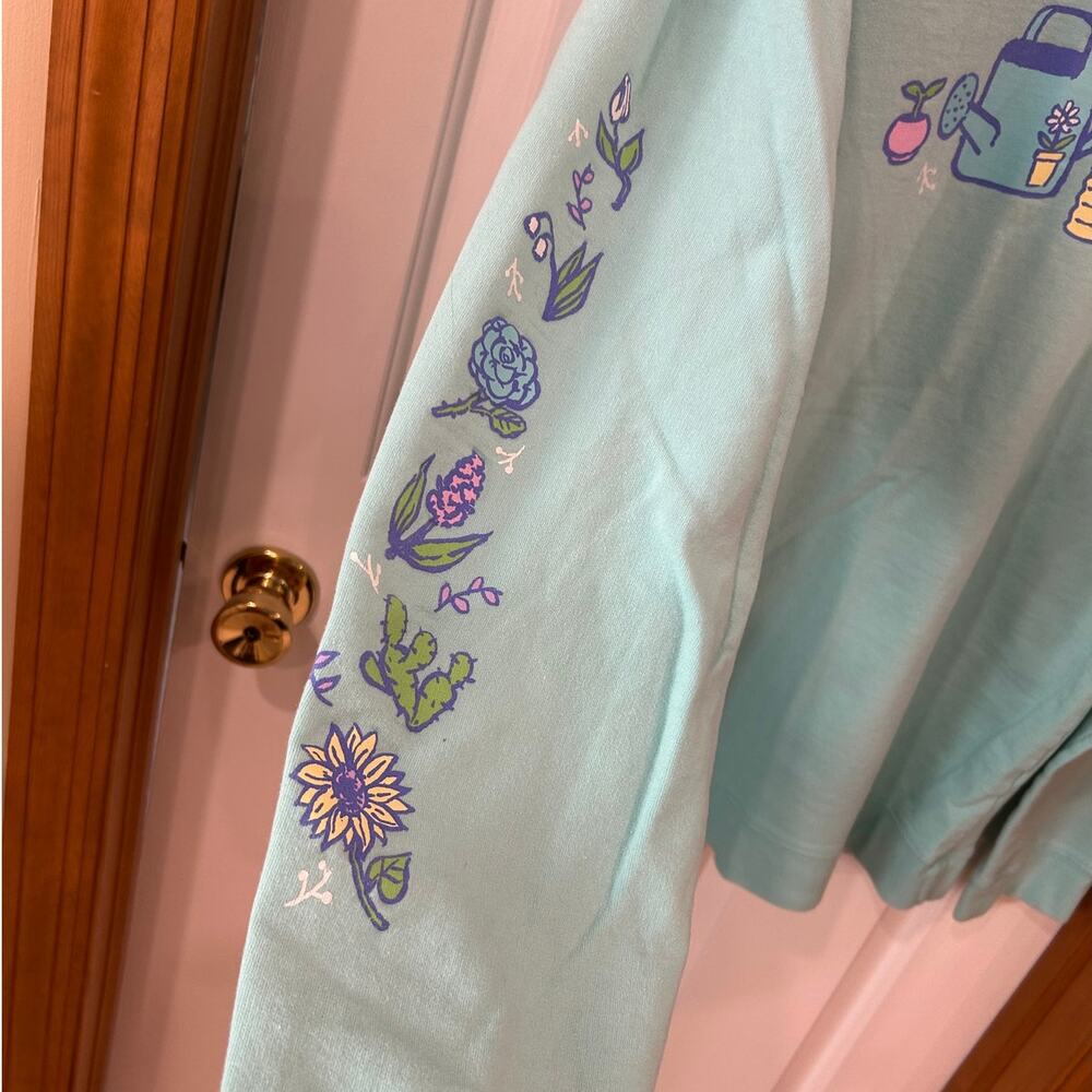 A home for flowers by artist OMOCAT sweatshirt mint garden - Picture 4 of 9